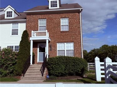 952 Hartford Village Boulevard, Columbus, OH 43228