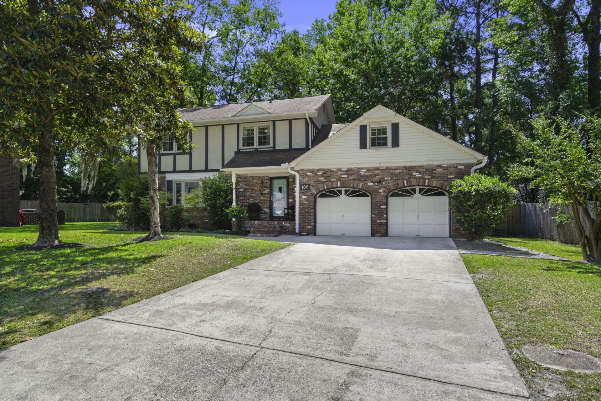 102 Caralana Circle Photo 13