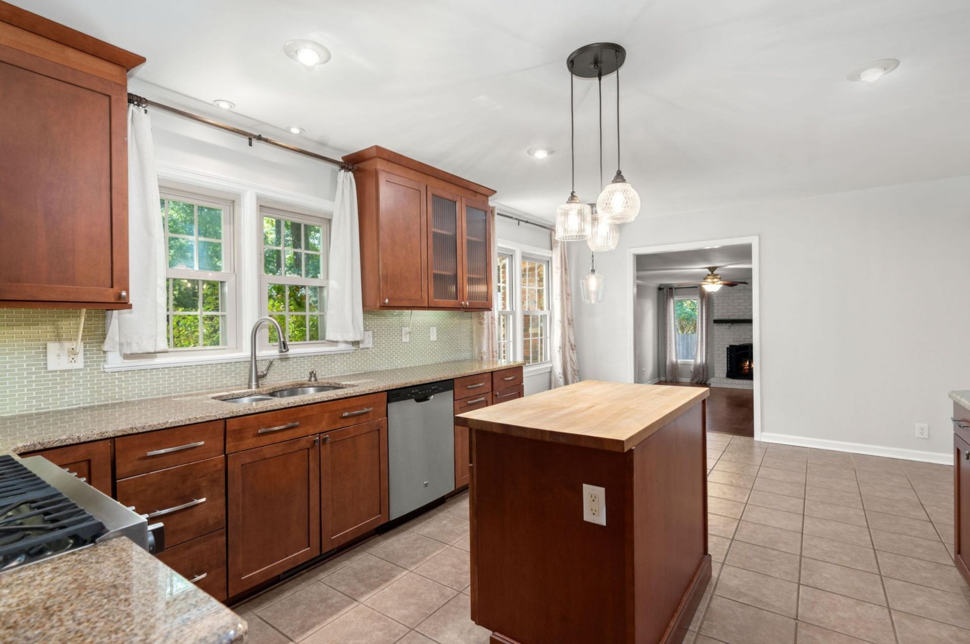102 Caralana Circle Photo 21