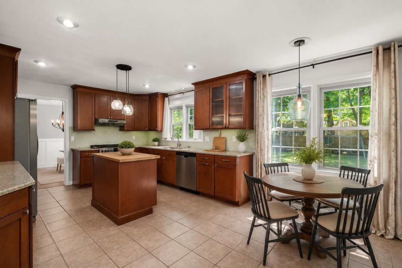 102 Caralana Circle Photo 23