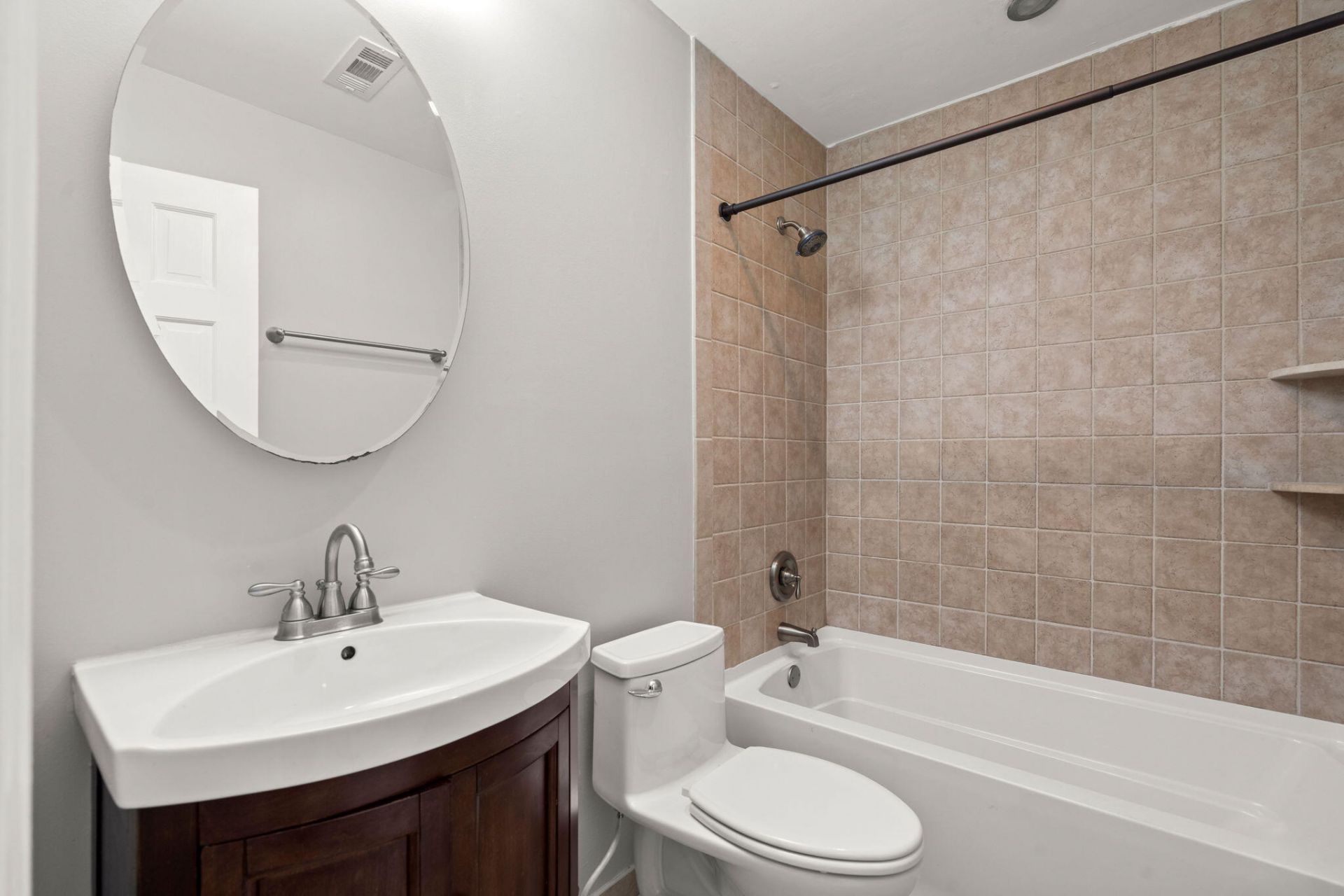 102 Caralana Circle Photo 36