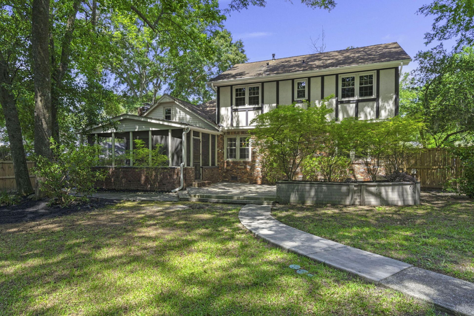 102 Caralana Circle Photo 39