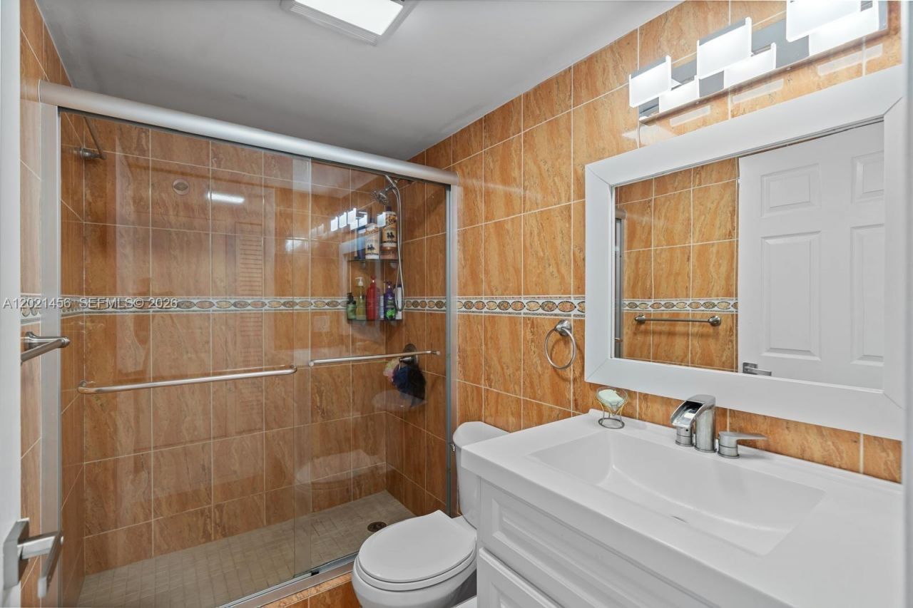 11860 SW 18th Terr , Unit 103, Miami, FL 33175 Photo