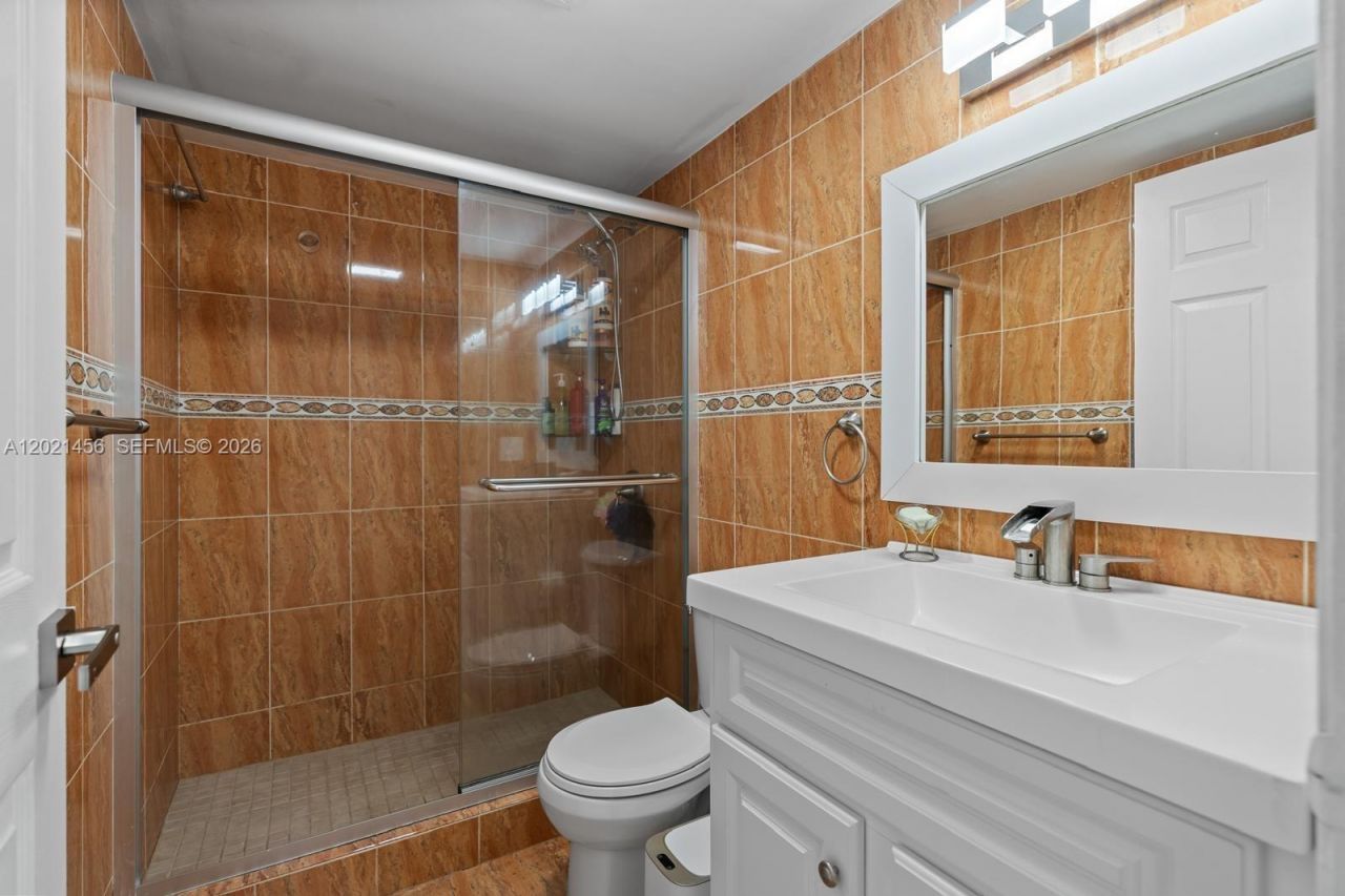 11860 SW 18th Terr , Unit 103, Miami, FL 33175 Photo