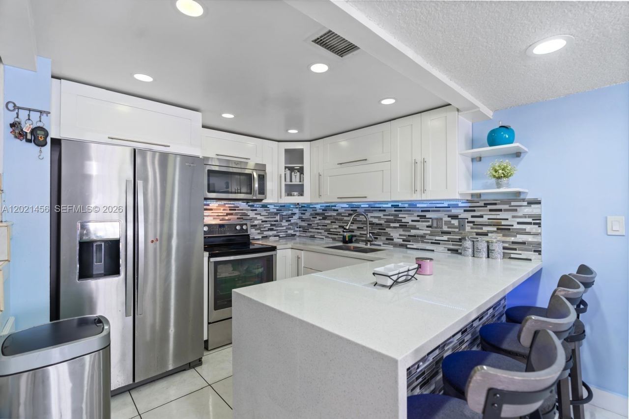 11860 SW 18th Terr , Unit 103, Miami, FL 33175 Photo