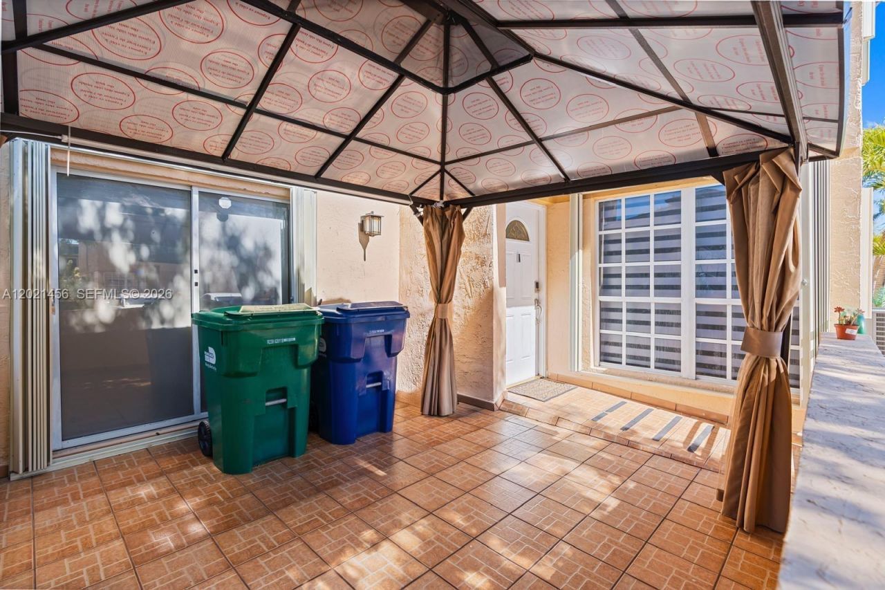 11860 SW 18th Terr , Unit 103, Miami, FL 33175 Photo