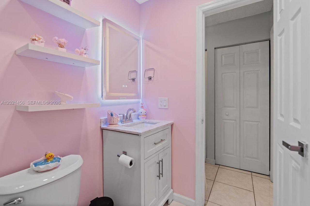 11860 SW 18th Terr , Unit 103, Miami, FL 33175 Photo