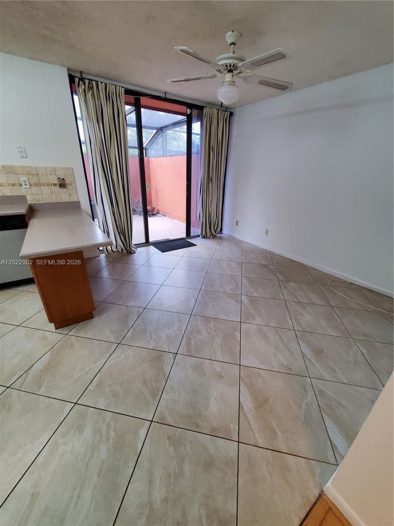 1660 Fairway Rd , Unit 1660, Pembroke Pines, FL 33026 Photo