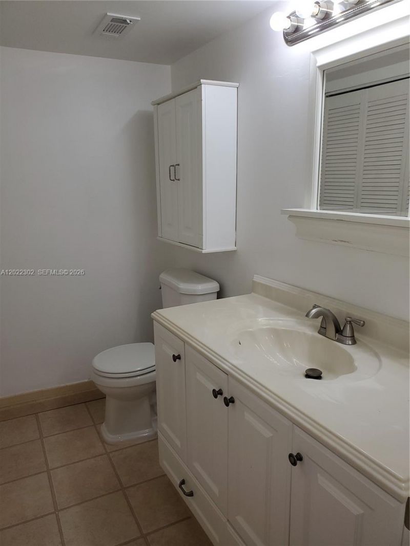 1660 Fairway Rd , Unit 1660, Pembroke Pines, FL 33026 Photo