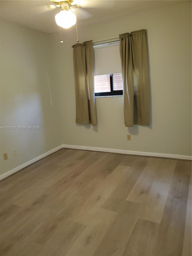 1660 Fairway Rd , Unit 1660, Pembroke Pines, FL 33026 Photo