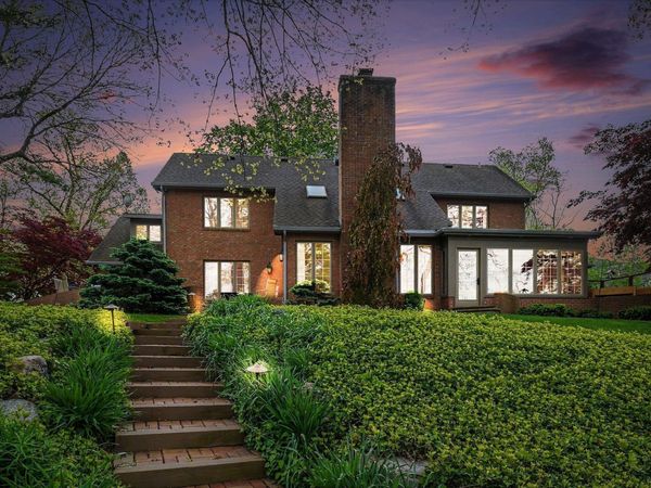 54940 Woodhold Court, Elkhart, IN 46516
