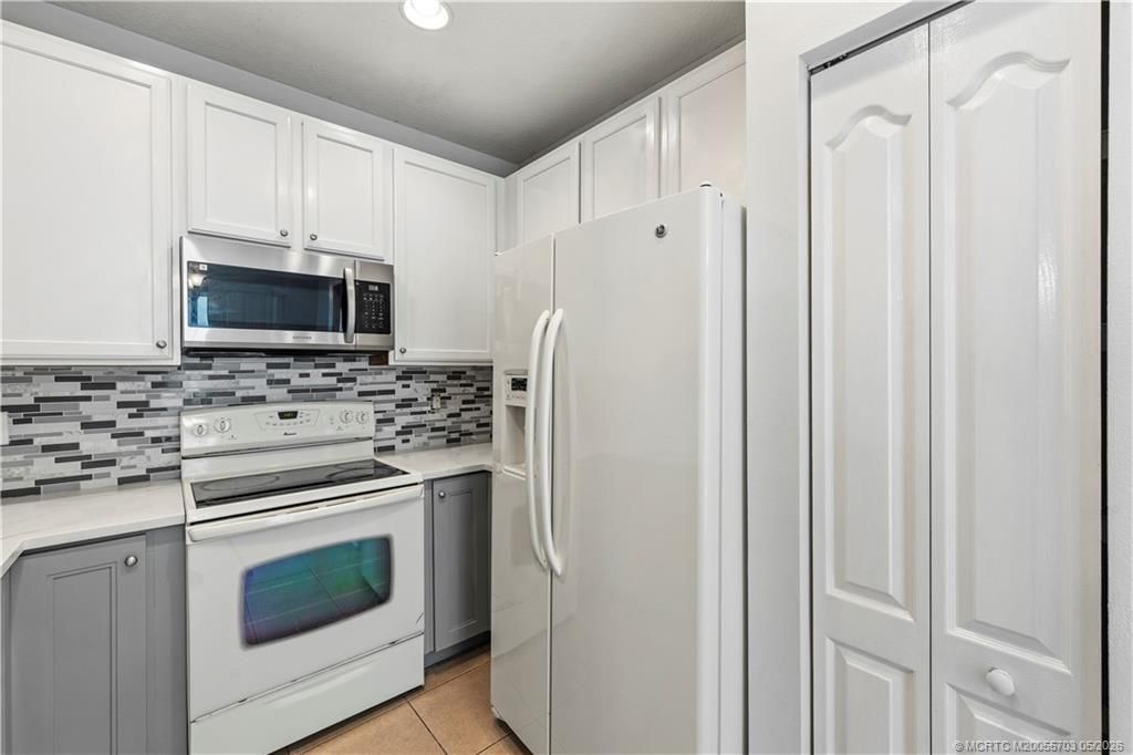 2156 SE Eatonville Drive, Port Saint Lucie, FL 34952 Photo