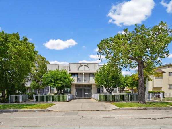 847 N Raymond Avenue, Unit 9A, Pasadena, CA 91103
