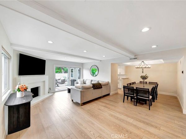 30480 Passageway Place, Agoura Hills, CA 91301
