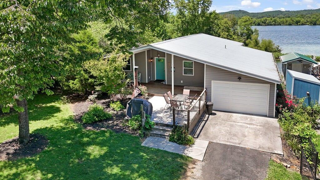 232 Kay Jennings Circle , Decatur, TN 37322 Main Photo