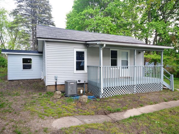 822 N Berrien Street, Albion, MI 49224