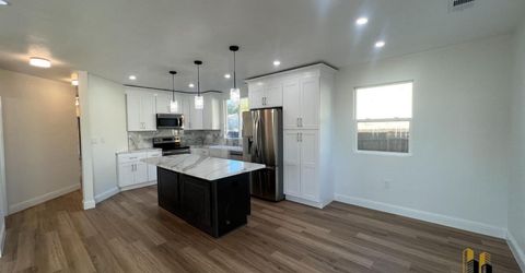3962 44th St, Sacramento, CA 95820 Photo