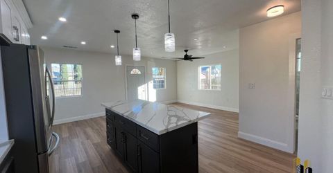 3962 44th St, Sacramento, CA 95820 Photo