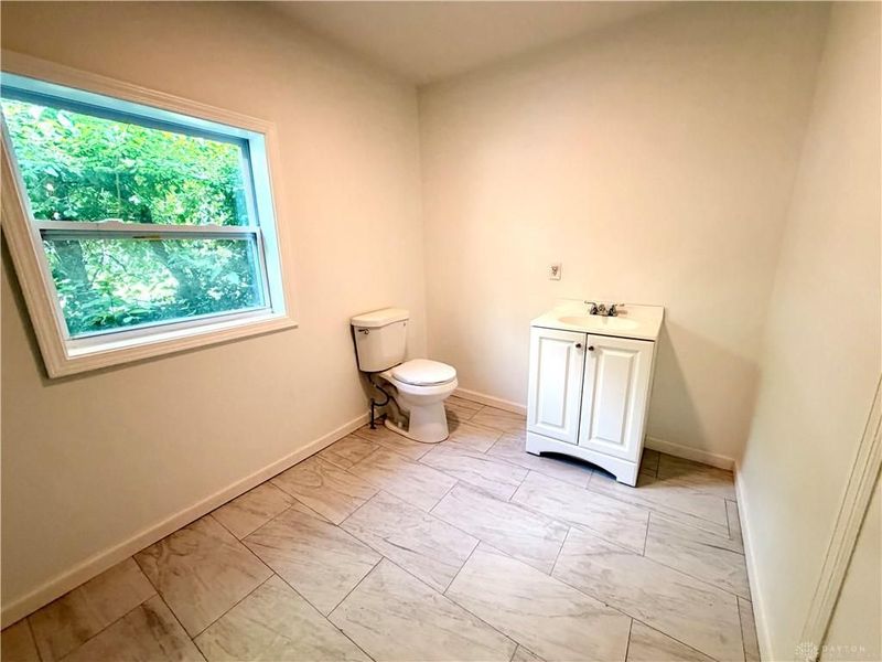 1026 Roseland Avenue, Dayton, OH 45402 Photo 17