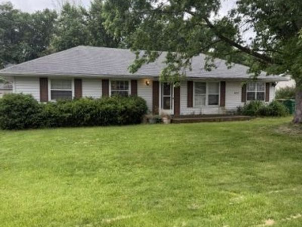 837 W Main Street , Braidwood, IL 60408