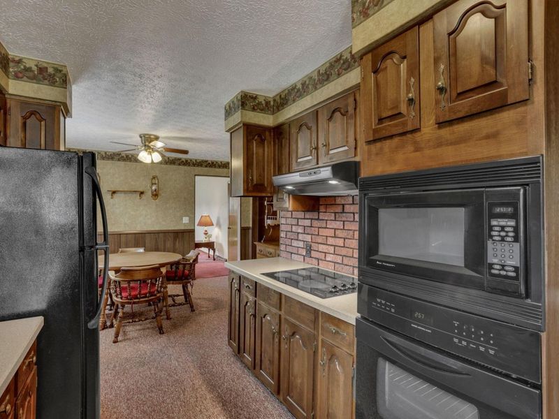 2466 Berne Street SE, Unit 8, Lancaster, OH 43130 Photo 17