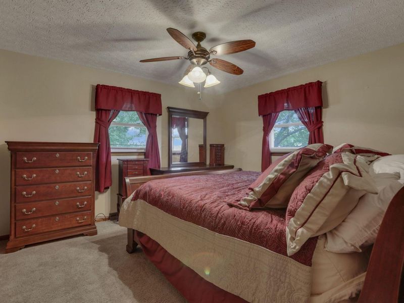 2466 Berne Street SE, Unit 8, Lancaster, OH 43130 Photo 24