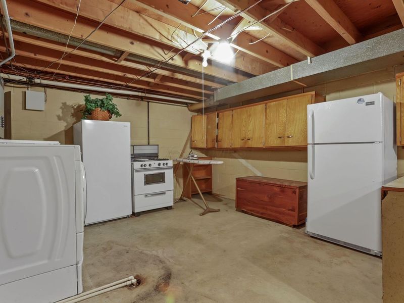 2466 Berne Street SE, Unit 8, Lancaster, OH 43130 Photo 38