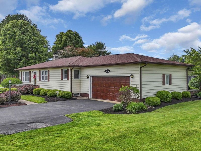 2466 Berne Street SE, Unit 8, Lancaster, OH 43130 Photo 4
