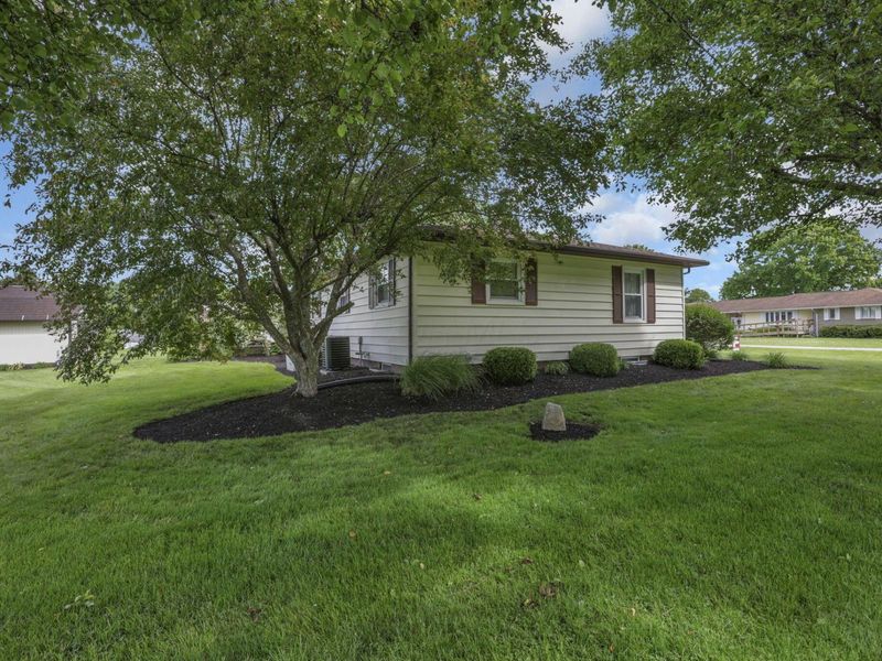 2466 Berne Street SE, Unit 8, Lancaster, OH 43130 Photo 52