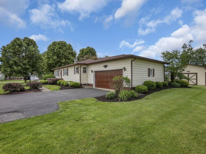 2466 Berne Street SE, Unit 8, Lancaster, OH 43130 Photo 55