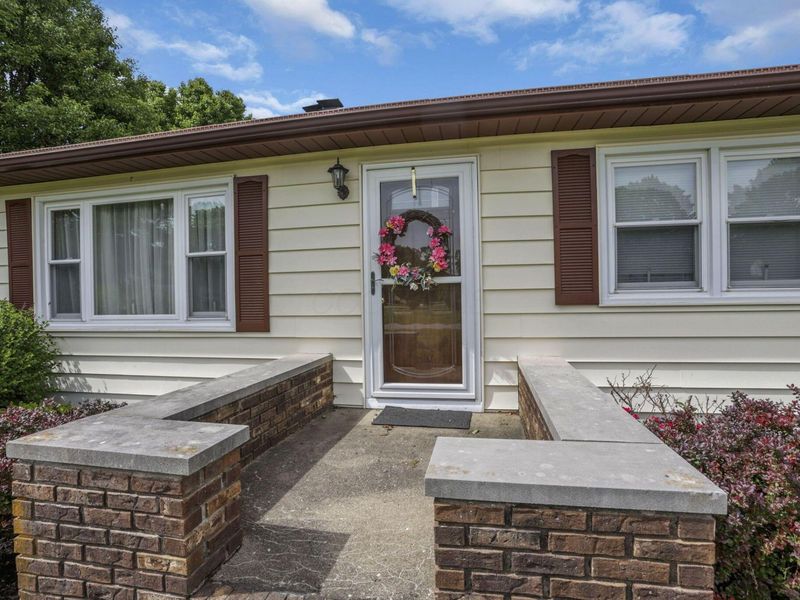 2466 Berne Street SE, Unit 8, Lancaster, OH 43130 Photo 6