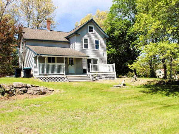 2 Paula Circle, Hudson, NH 03051