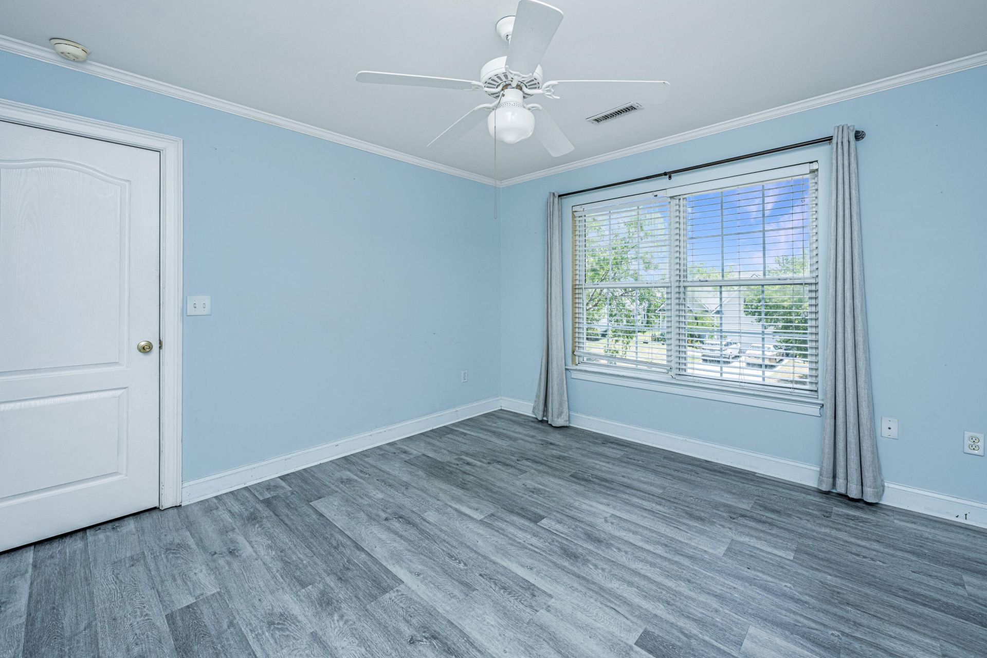 1097 Clearspring Drive Photo 31