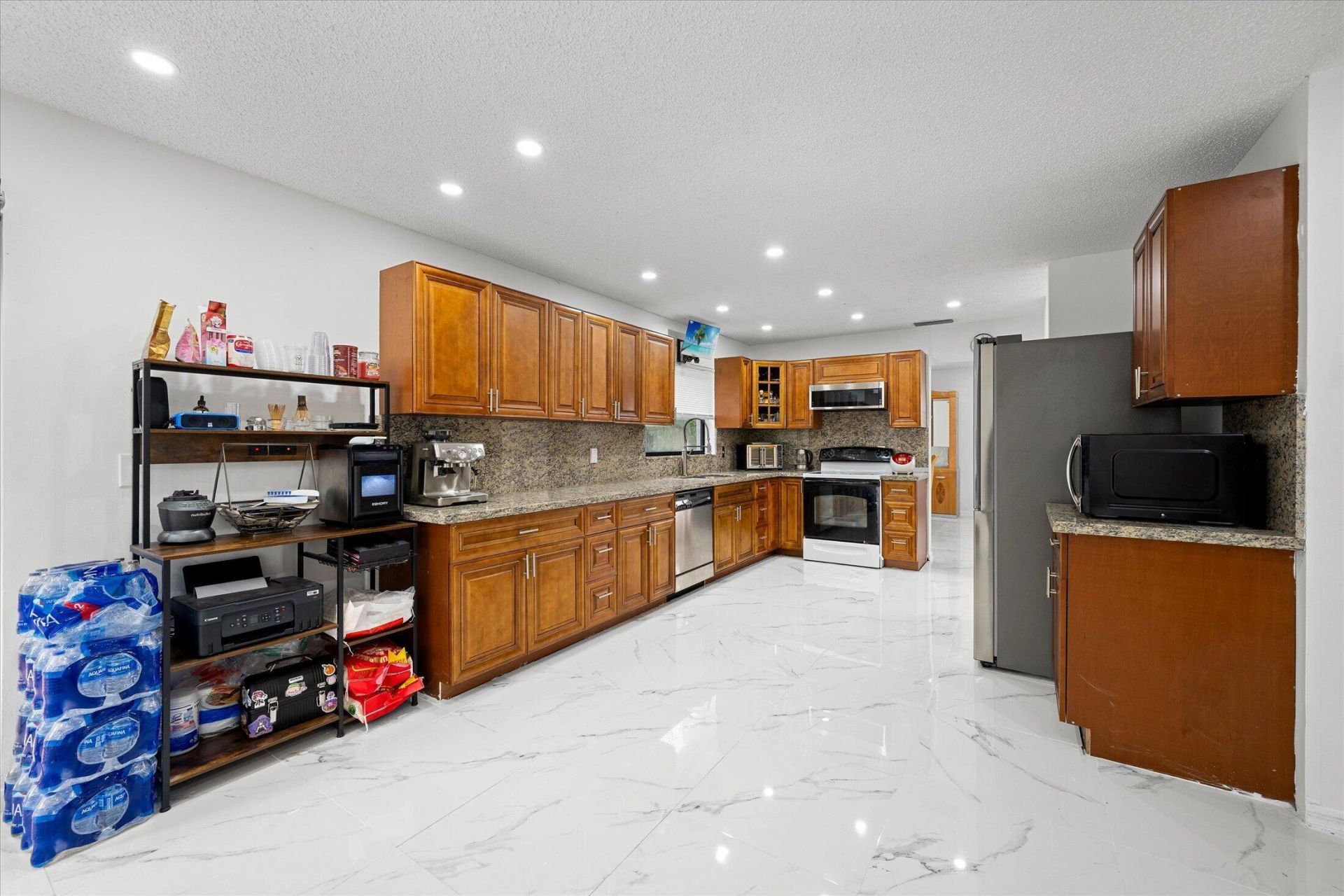 2340 Fairmont Avenue, Miramar, FL 33025 Photo
