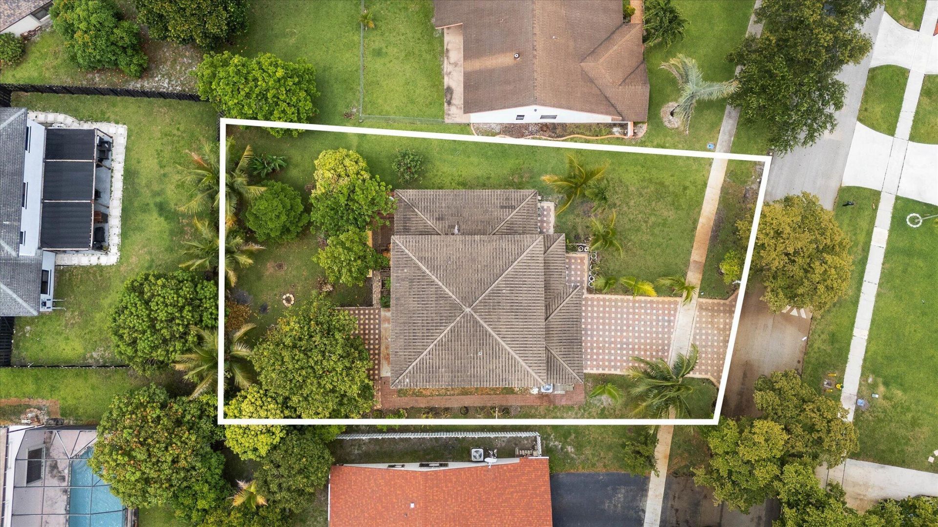 2340 Fairmont Avenue, Miramar, FL 33025 Photo