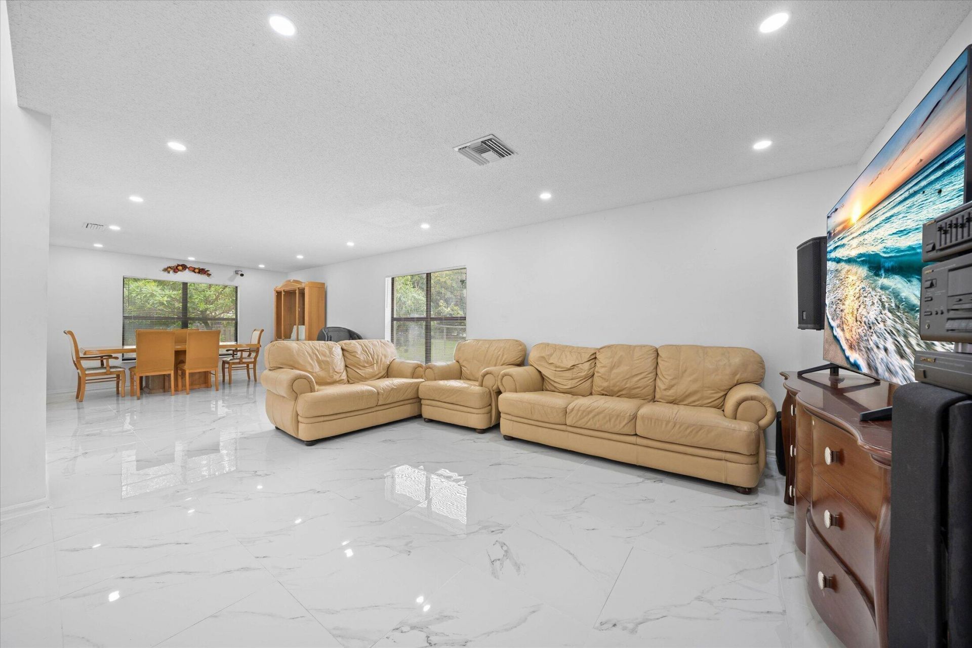 2340 Fairmont Avenue, Miramar, FL 33025 Photo