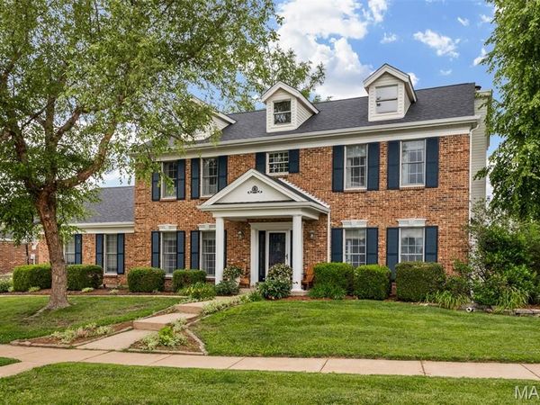 6736 Black Water Drive, St Louis, MO 63129