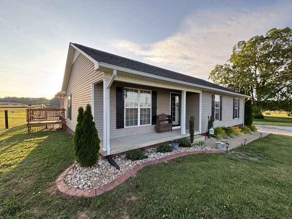 479 Wesley Chapel Rd , Lawrenceburg, TN 38464