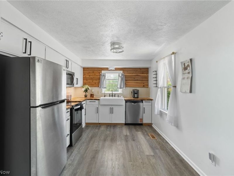 2443 Alliance Road, Deerfield, OH 44411 Photo 5