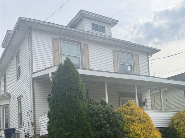 92 Water Street , Lyons, NY 14489