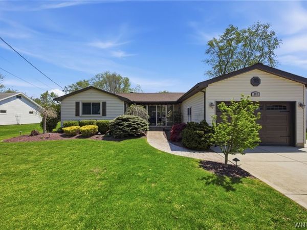 291 Seneca Place , Lancaster, NY 14086