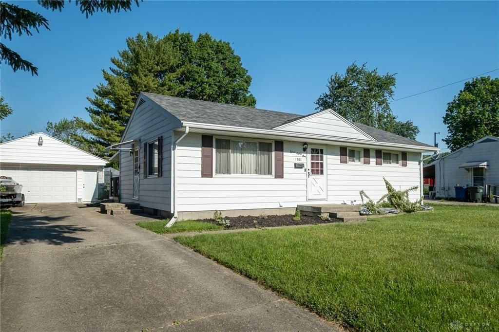 1581 Selkirk Road, Dayton, OH 45432 Main Photo