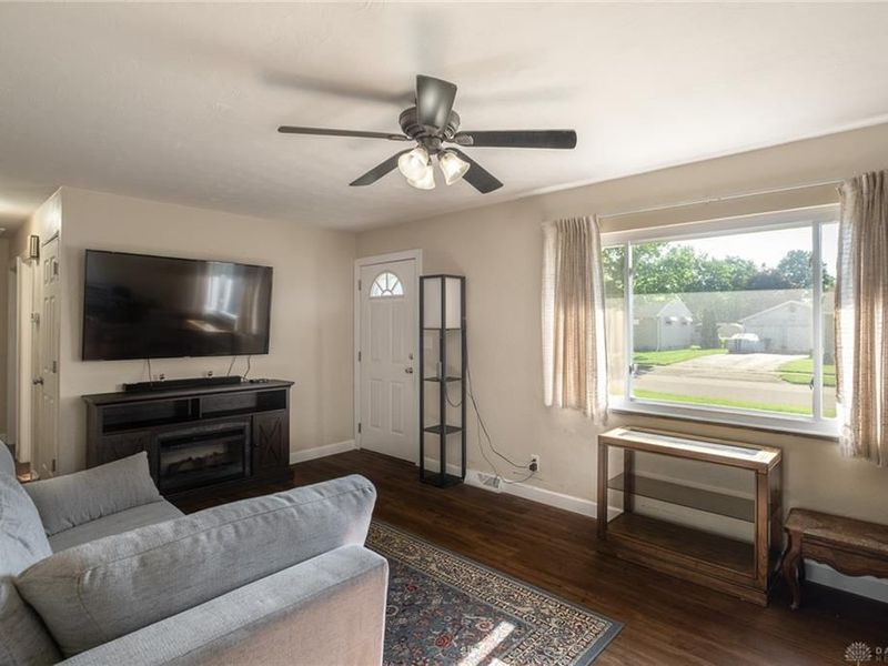 1581 Selkirk Road, Dayton, OH 45432 Photo 2