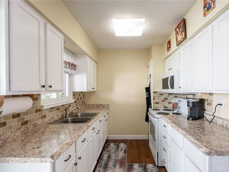 1581 Selkirk Road, Dayton, OH 45432 Photo 6