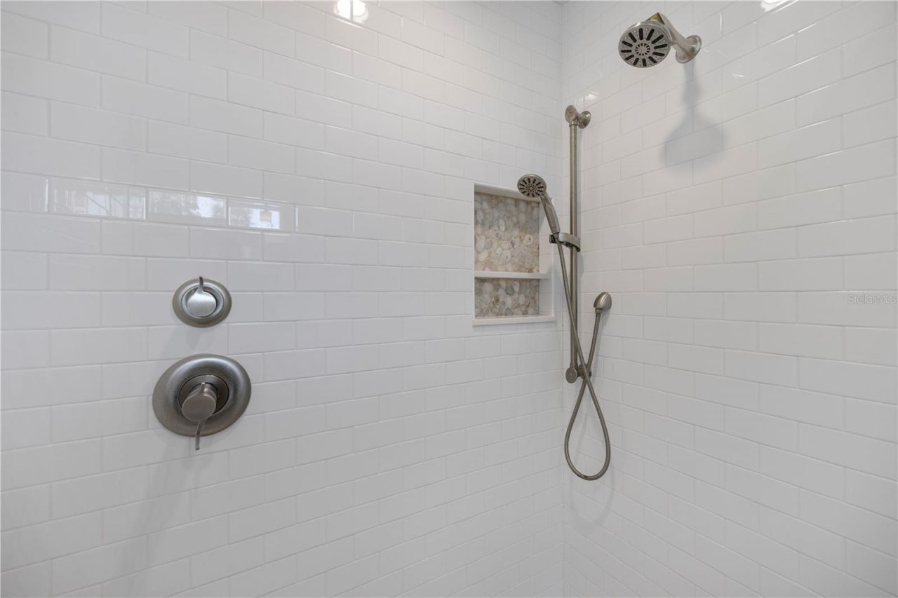3919 Roberts Point Road, Sarasota, FL 34242 Photo