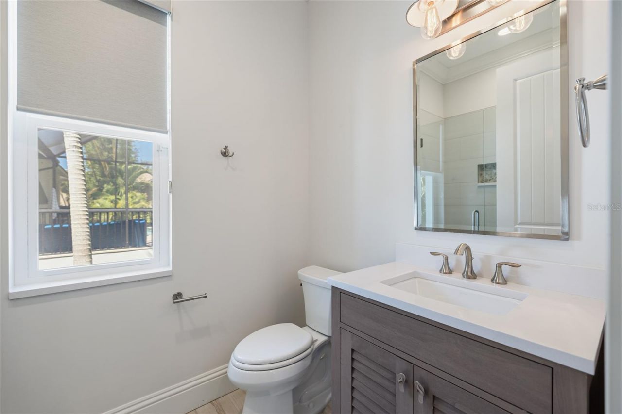 3919 Roberts Point Road, Sarasota, FL 34242 Photo