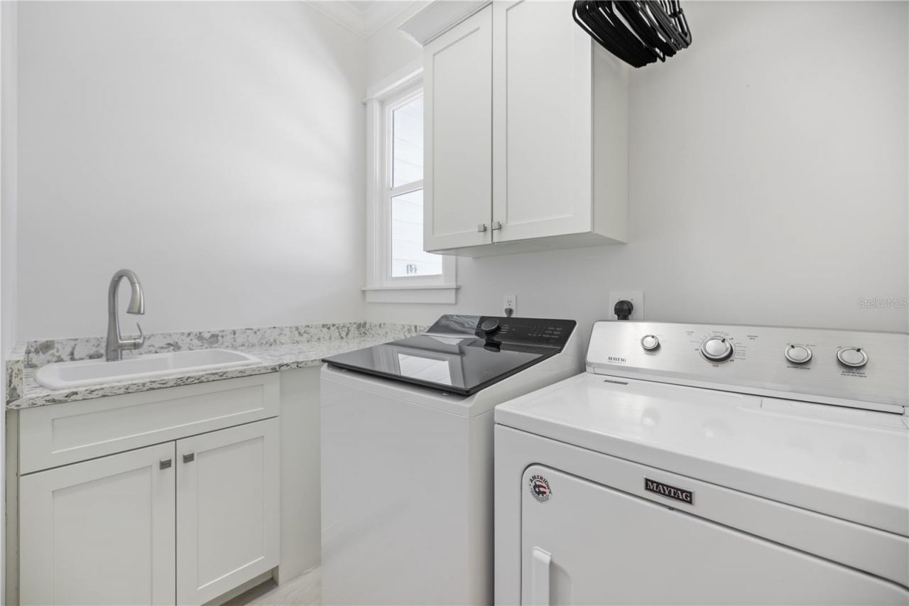 3919 Roberts Point Road, Sarasota, FL 34242 Photo