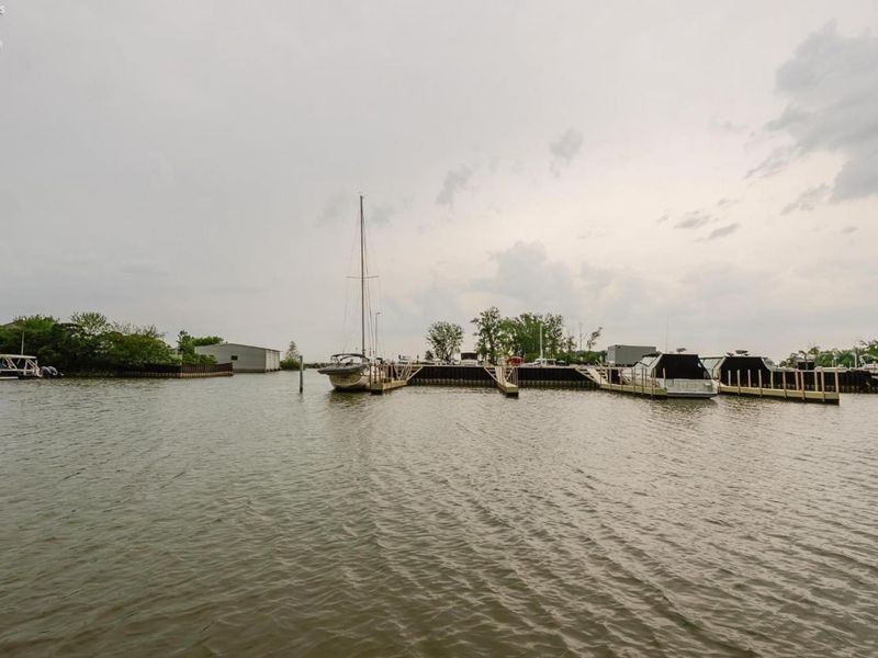 1805 W Lakeshore Drive, Port Clinton, OH 43452 Photo 17