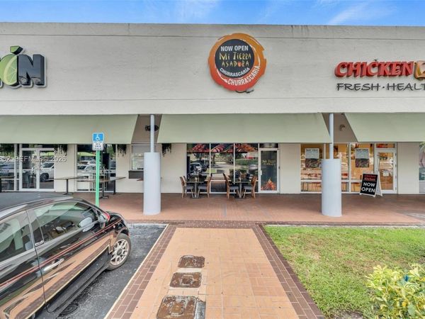 10548 SW 8 , Miami, FL 33174