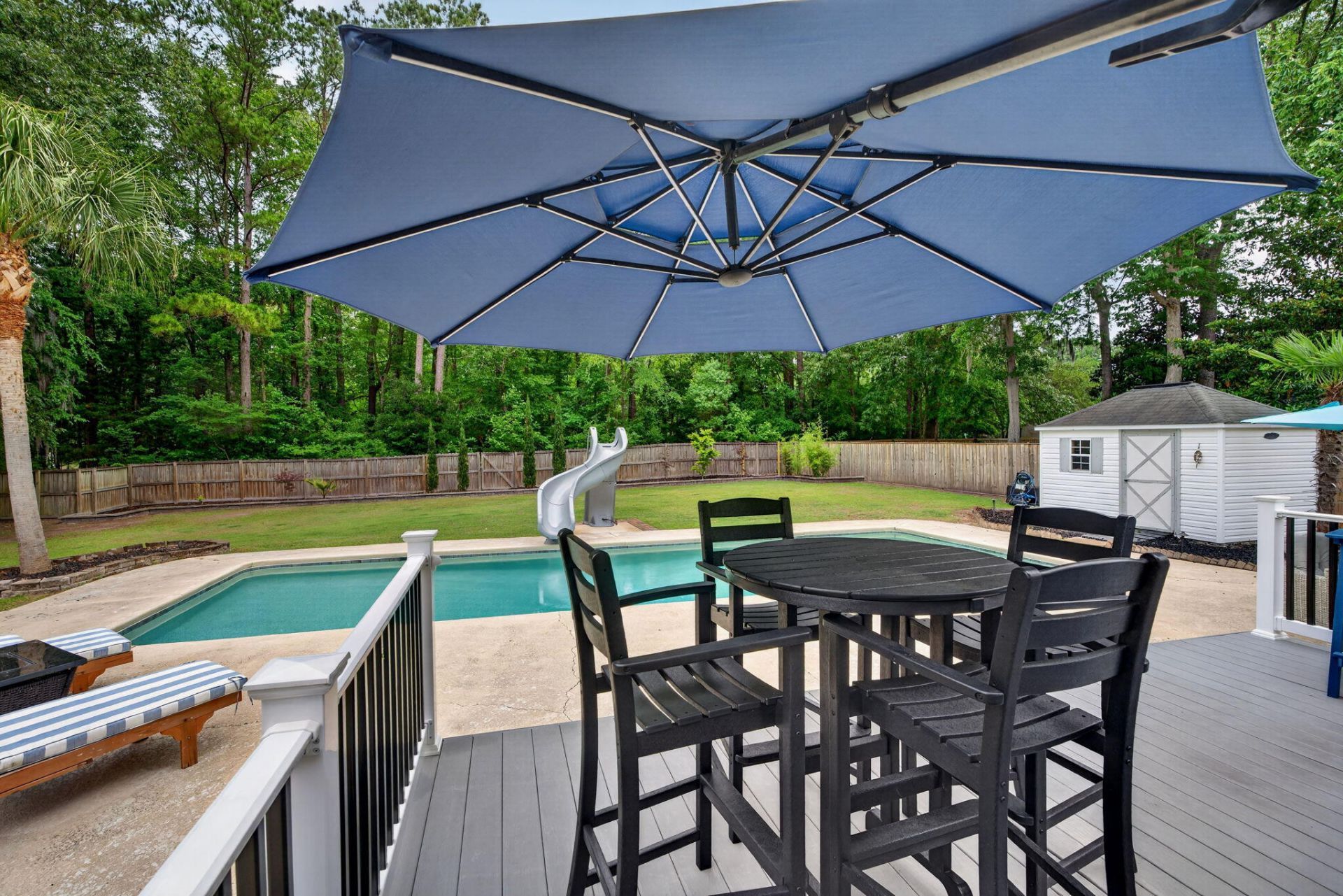 102 Kingfisher Court Photo 44